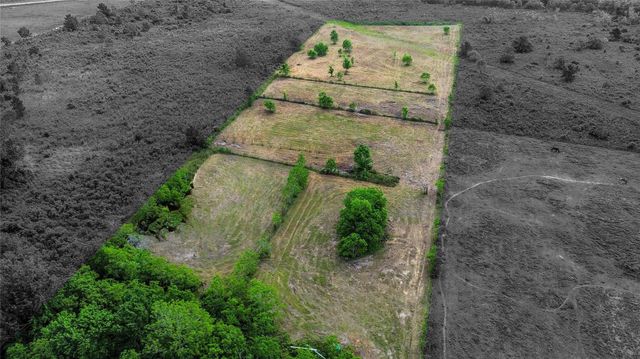 124 County Road 621, Dayton, TX 77535