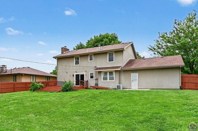 2500 SW Gainsboro RD, Topeka, KS 66614