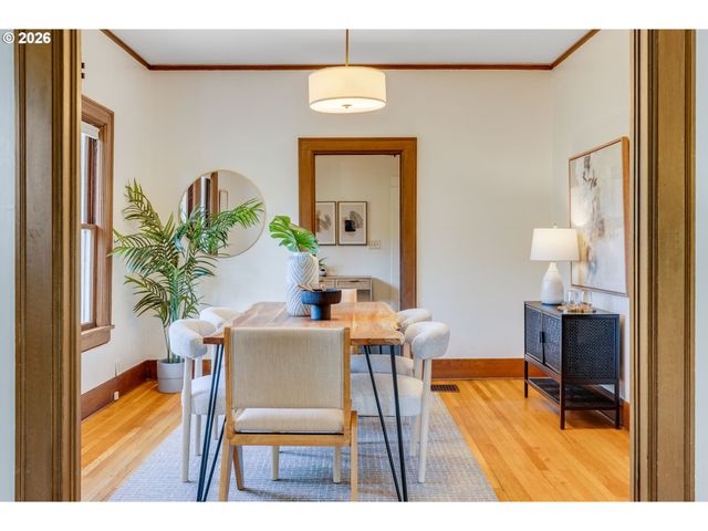 5245 Ne 20TH Ave, Portland, OR 97211