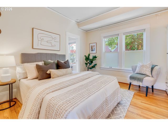 5245 Ne 20TH Ave, Portland, OR 97211