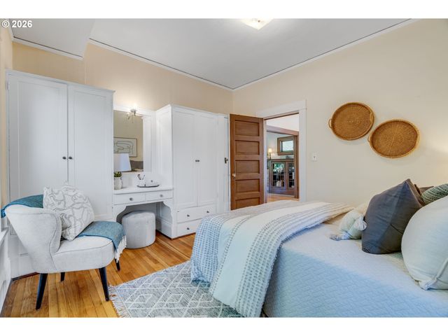 5245 Ne 20TH Ave, Portland, OR 97211