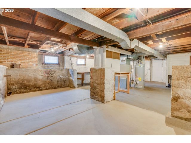 5245 Ne 20TH Ave, Portland, OR 97211
