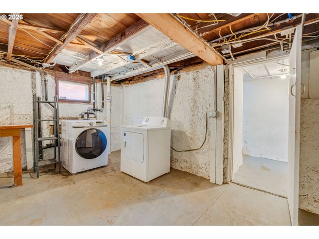 5245 Ne 20TH Ave, Portland, OR 97211