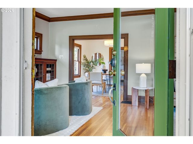 5245 Ne 20TH Ave, Portland, OR 97211