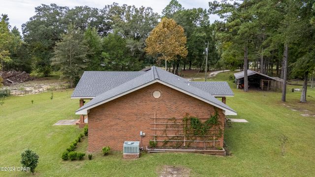 727 Wrights Creek Road, Caryville, FL 32427