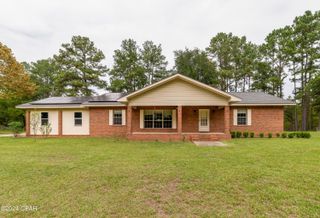 727 Wrights Creek Road, Caryville, FL 32427