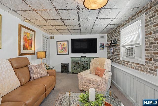 294 Hayes Drive, Saddle Brook, NJ 07663