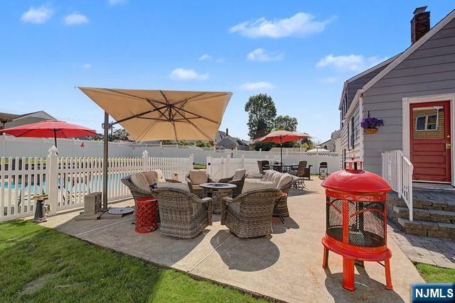 294 Hayes Drive, Saddle Brook, NJ 07663