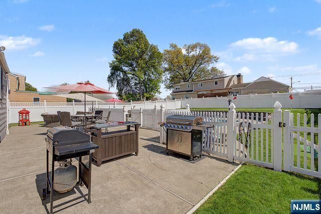 294 Hayes Drive, Saddle Brook, NJ 07663