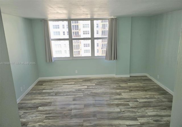 1147 Hillsboro Mile 605, Hillsboro Beach, FL 33062