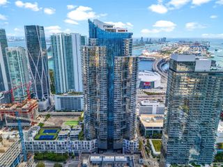 851 NE 1st Ave 1205, Miami, FL 33132