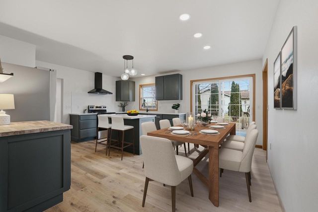 2825 LEAHY AVENUE, Stevens Point, WI 54481