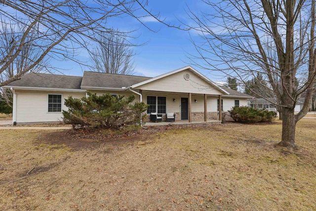 2825 LEAHY AVENUE, Stevens Point, WI 54481