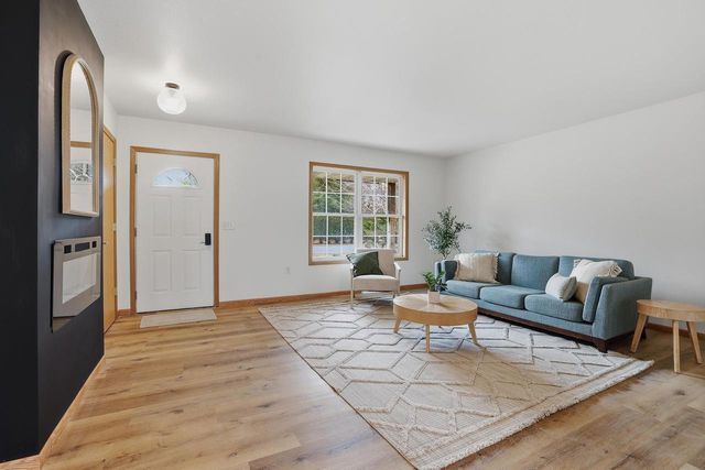 2825 LEAHY AVENUE, Stevens Point, WI 54481