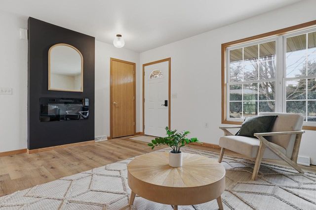 2825 LEAHY AVENUE, Stevens Point, WI 54481