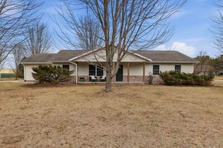 2825 LEAHY AVENUE, Stevens Point, WI 54481