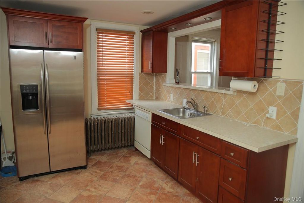 4457 Mundy Lane, Bronx, NY 10466