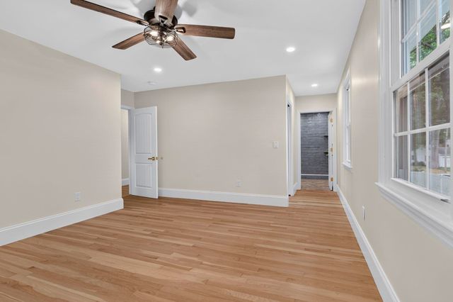 91 Carolan Avenue, Hampton, NH 03842