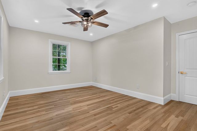 91 Carolan Avenue, Hampton, NH 03842