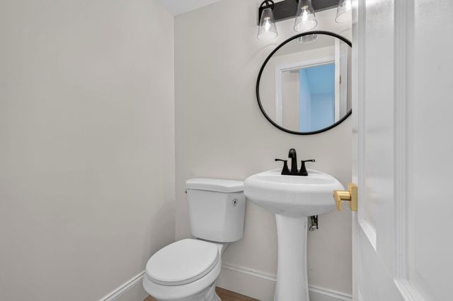 91 Carolan Avenue, Hampton, NH 03842
