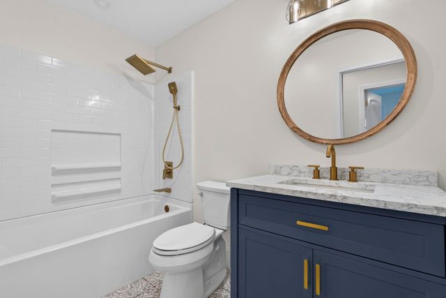 91 Carolan Avenue, Hampton, NH 03842