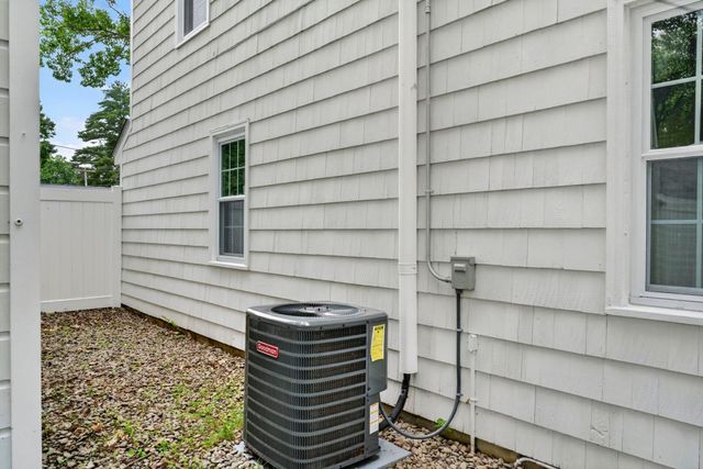 91 Carolan Avenue, Hampton, NH 03842