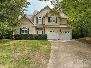 2600 Rustic Ridge Court, Charlotte, NC 28270