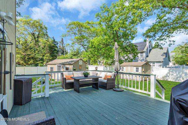 352 Cedar Drive, Manahawkin, NJ 08050