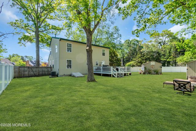 352 Cedar Drive, Manahawkin, NJ 08050