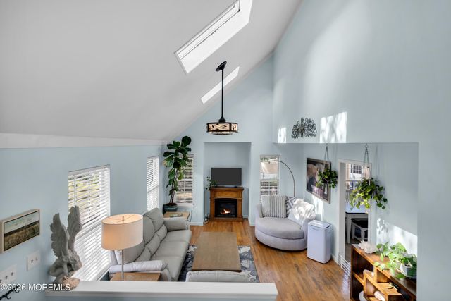 352 Cedar Drive, Manahawkin, NJ 08050