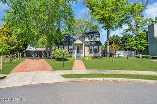 352 Cedar Drive, Manahawkin, NJ 08050