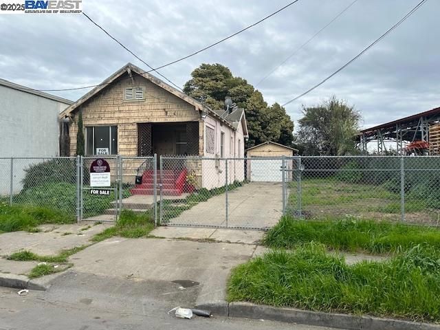 1024 50Th Ave, Oakland, CA 94601