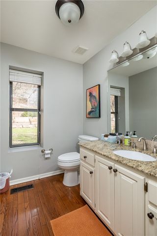 585 N Rockcliff Road, Fayetteville, AR 72701