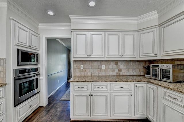 3486 Starwood Trail SW, Lilburn, GA 30047