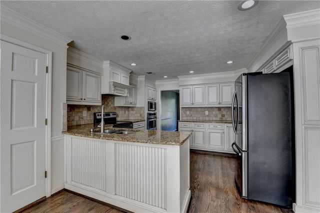3486 Starwood Trail SW, Lilburn, GA 30047