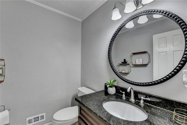3486 Starwood Trail SW, Lilburn, GA 30047