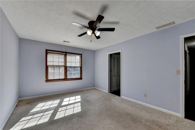 3486 Starwood Trail SW, Lilburn, GA 30047