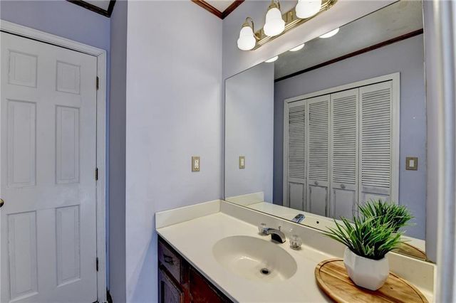 3486 Starwood Trail SW, Lilburn, GA 30047