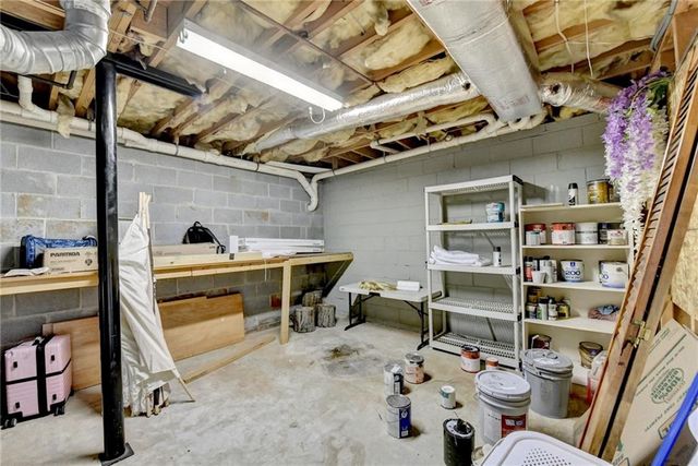3486 Starwood Trail SW, Lilburn, GA 30047