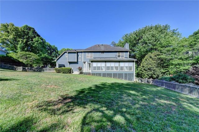 3486 Starwood Trail SW, Lilburn, GA 30047