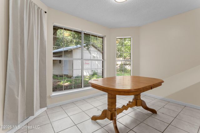 7020 Red Bud Lane, Ocean Springs, MS 39564