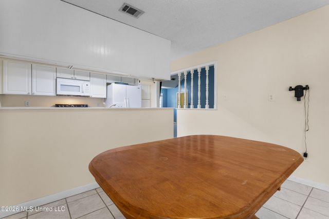 7020 Red Bud Lane, Ocean Springs, MS 39564