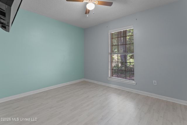 7020 Red Bud Lane, Ocean Springs, MS 39564