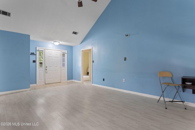 7020 Red Bud Lane, Ocean Springs, MS 39564