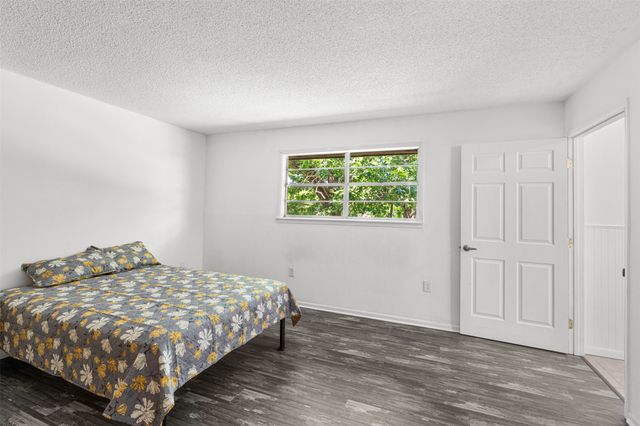 815 N Wright Avenue, Kerens, TX 75144