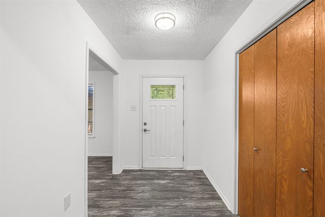 815 N Wright Avenue, Kerens, TX 75144