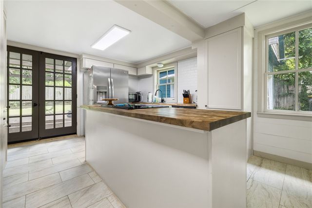 610 S Clifford Street, Harrison, AR 72601