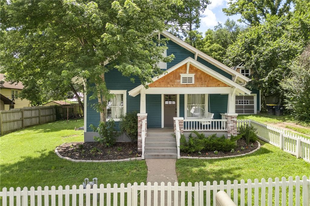610 S Clifford Street, Harrison, AR 72601