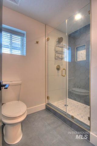 1501 S Hervey St, Boise, ID 83705