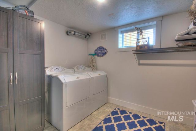 1501 S Hervey St, Boise, ID 83705